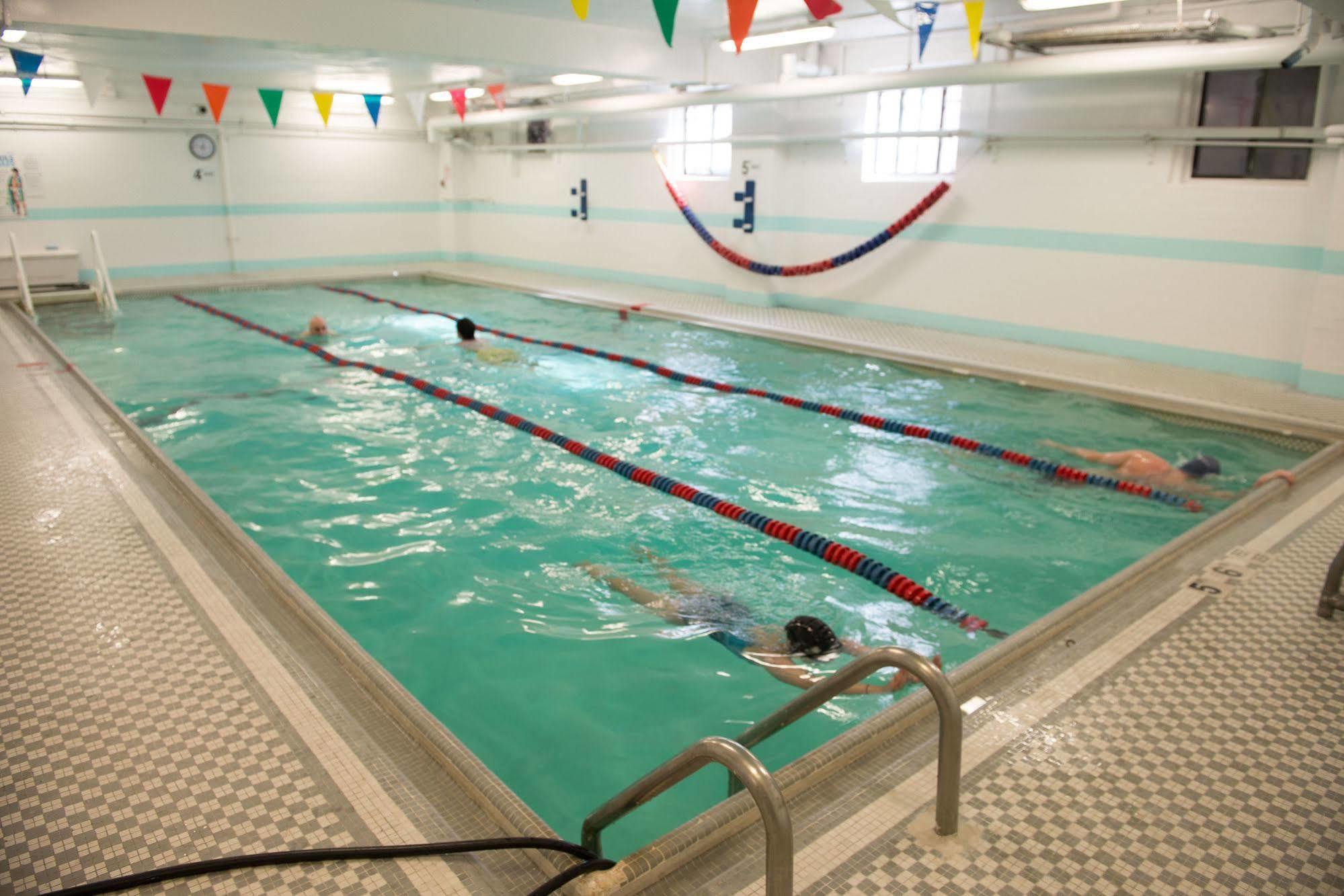 Greenpoint Ymca Brooklyn Нью-Йорк Экстерьер фото